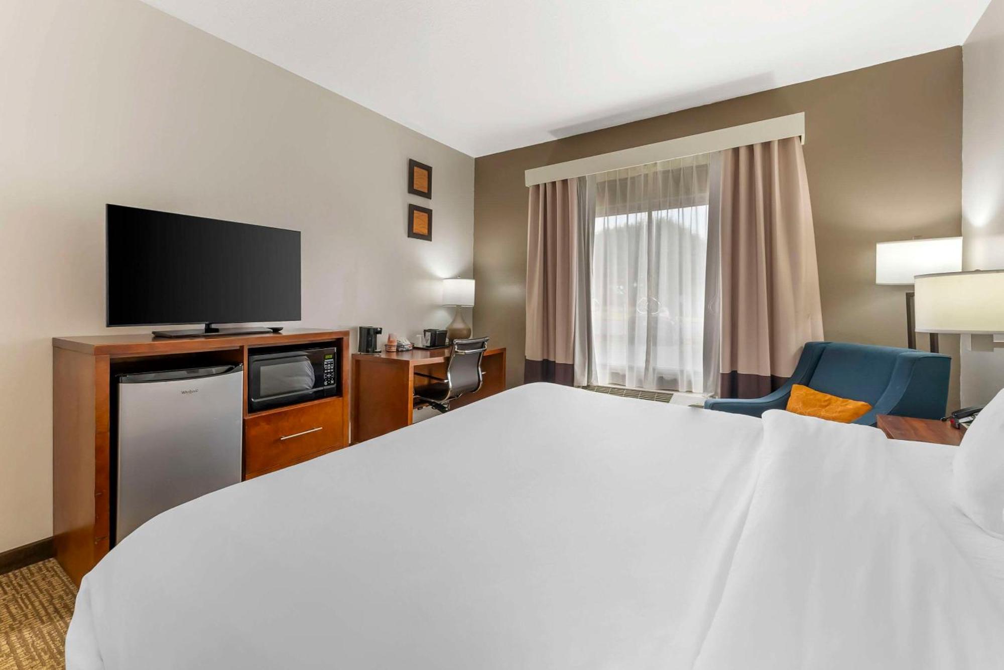 Comfort Inn Brownsville I-40 Екстериор снимка